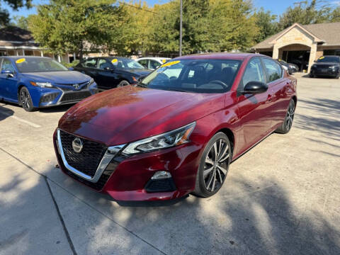 2022 Nissan Altima 2.5 SR