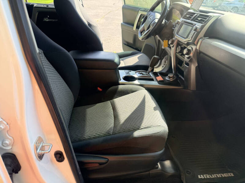 2019 Toyota 4Runner SR5