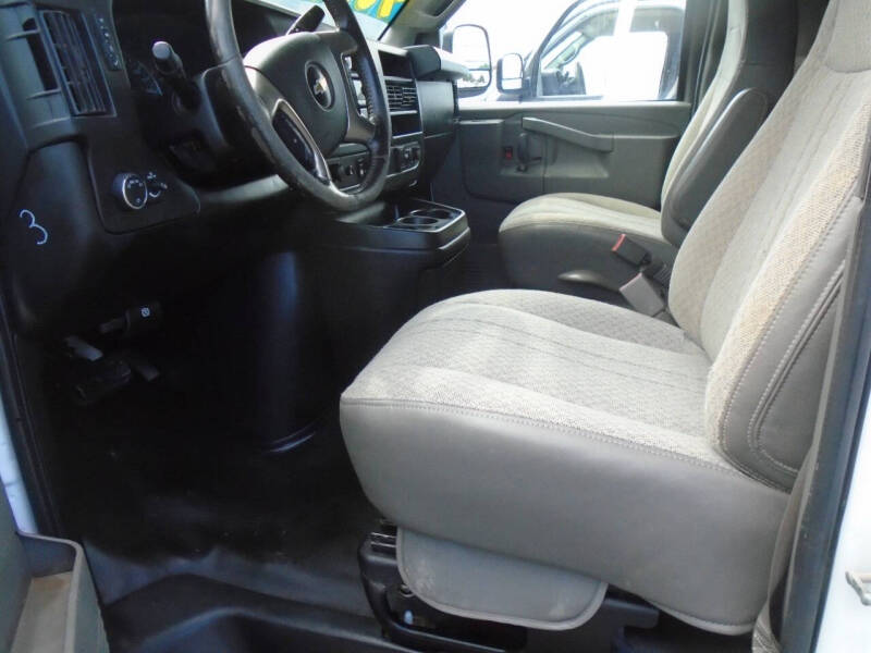 2018 Chevrolet Express 2500