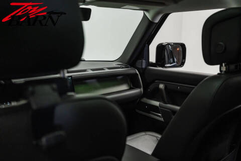 2024 Land Rover Defender 110 V8 P500 SE