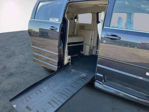 2012 Dodge Grand Caravan Crew