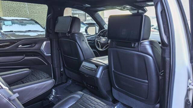 2022 Cadillac Escalade ESV Sport Platinum