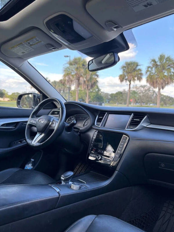 2019 Infiniti QX50 Essential