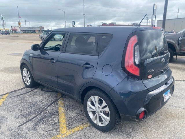 2016 Kia Soul +