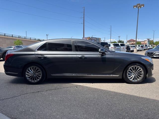 2018 Genesis G90