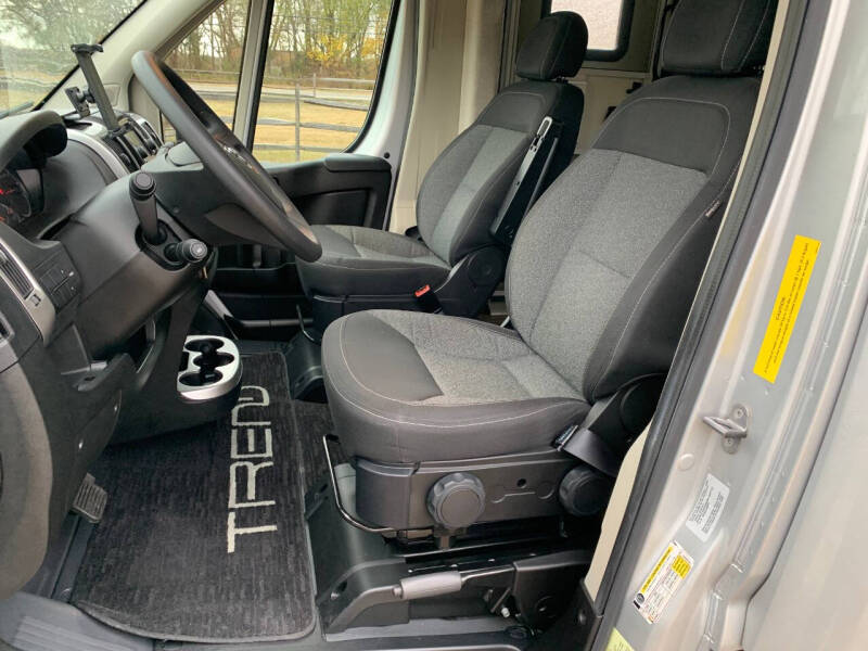 2016 Winnebago TREND