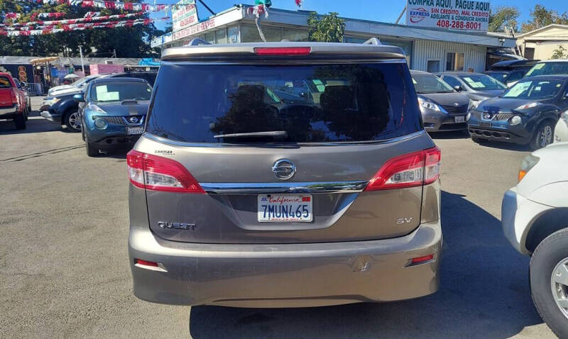 2014 Nissan Quest