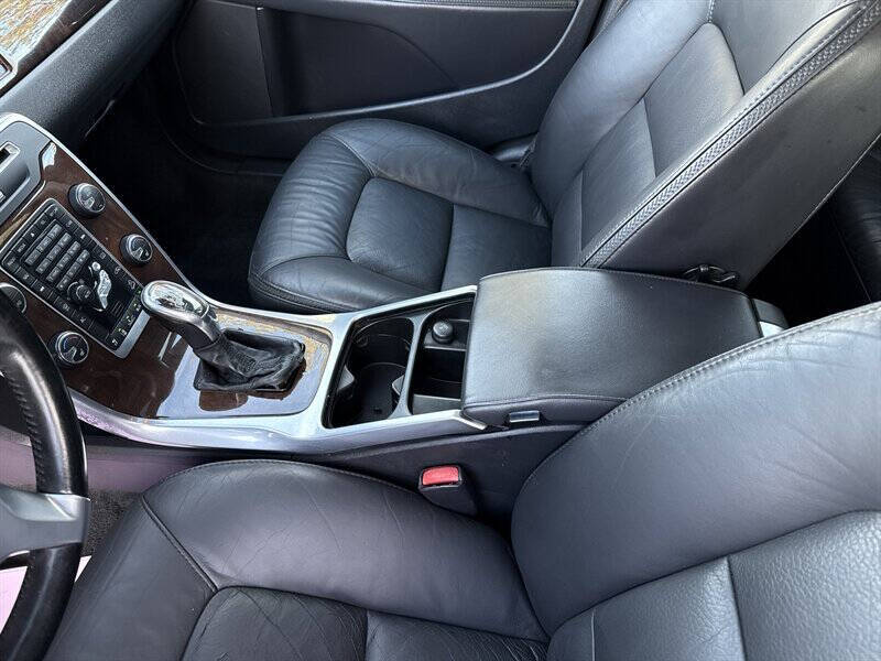 2013 Volvo XC70 T6 Premier Plus