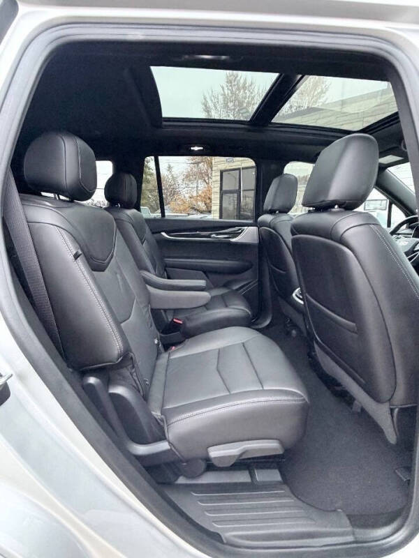 2020 Cadillac XT6 Premium Luxury