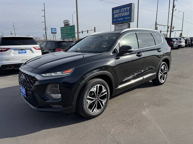 2019 Hyundai Santa Fe Limited's photo