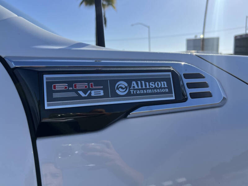 2024 GMC Sierra 2500HD Pro