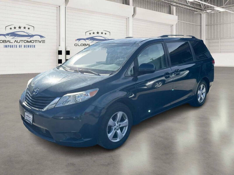 2012 Toyota Sienna LE