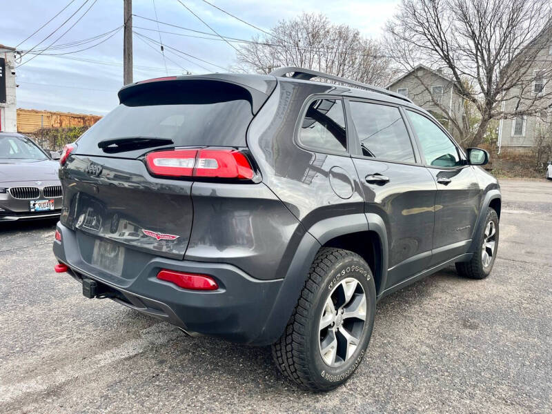 2015 Jeep Cherokee Trailhawk photo 5