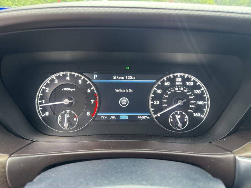 2020 Genesis G90