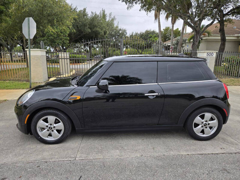 2014 MINI Hardtop for sale at Sofka Motors LLC in Pompano Beach FL