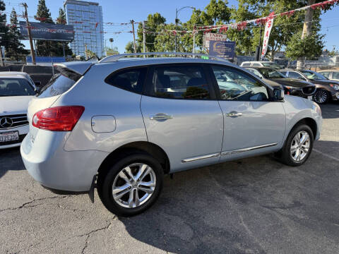 2013 Nissan Rogue SV