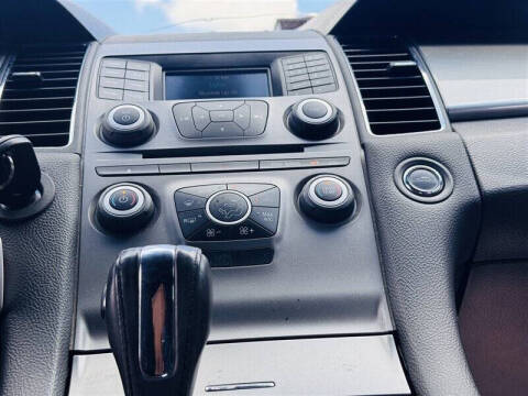 2015 Ford Taurus SEL