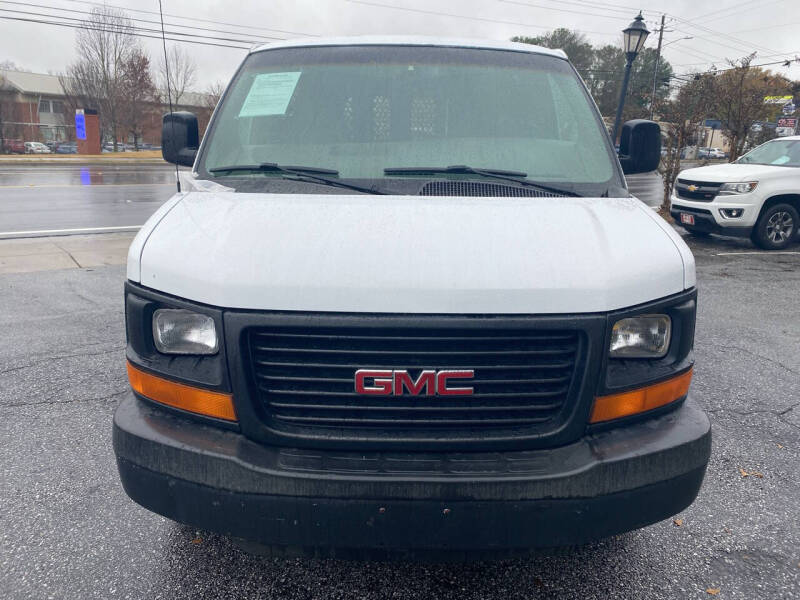 2003 GMC Savana null photo 4