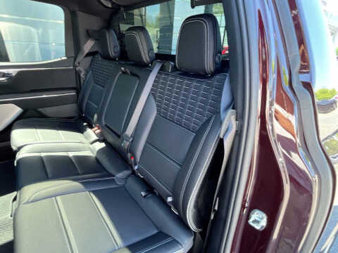 2025 GMC Sierra EV Denali