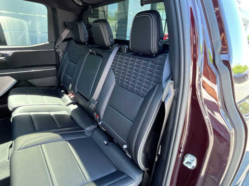 2025 GMC Sierra EV Denali