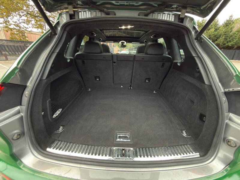 2016 Porsche Cayenne GTS