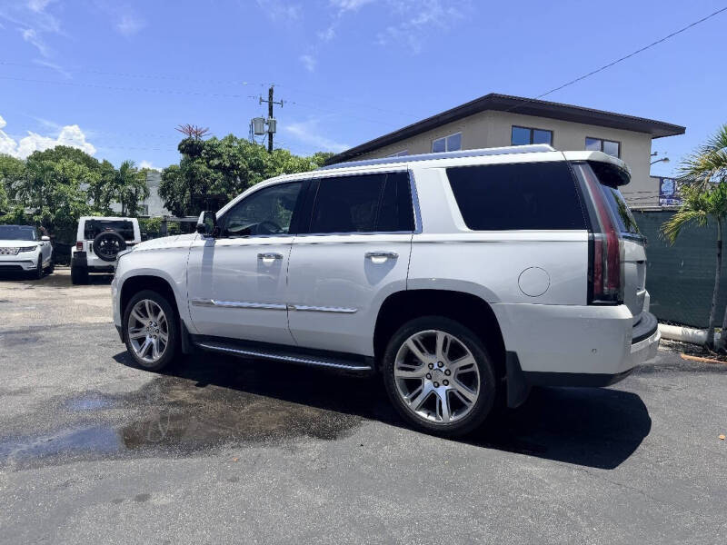 2017 Cadillac Escalade Premium Luxury