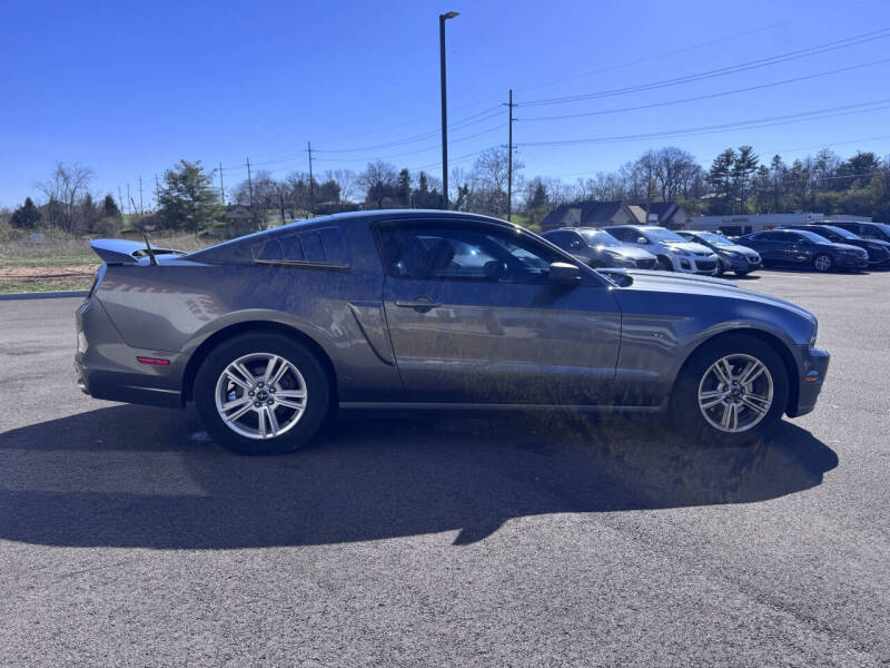 2013 Ford Mustang V6