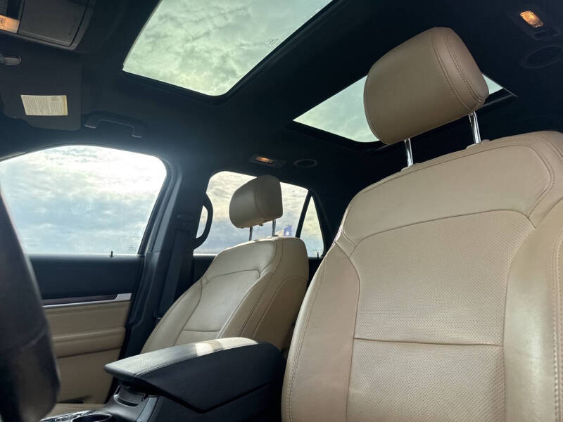 2017 Ford Explorer Limited