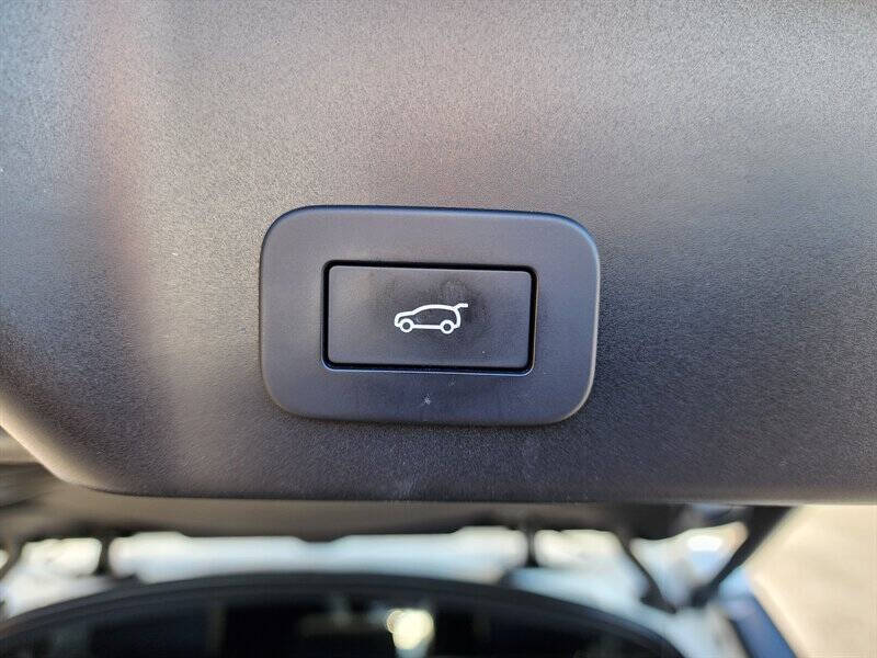 2023 Land Rover Range Rover Evoque P250 R-Dynamic S