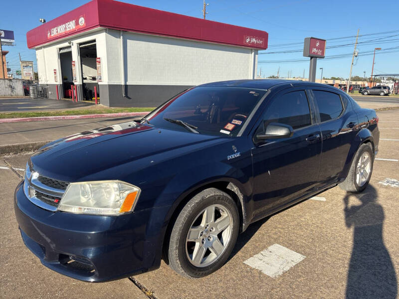 2014 Dodge Avenger for sale at HOUSTON SKY AUTO SALES in Houston TX
