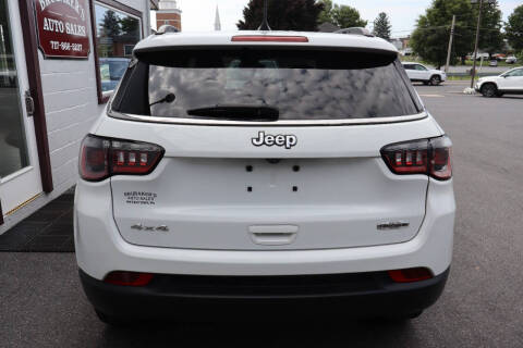 2023 Jeep Compass Latitude Lux