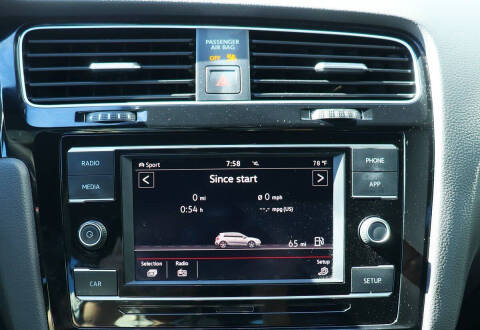 2019 Volkswagen Golf GTI S