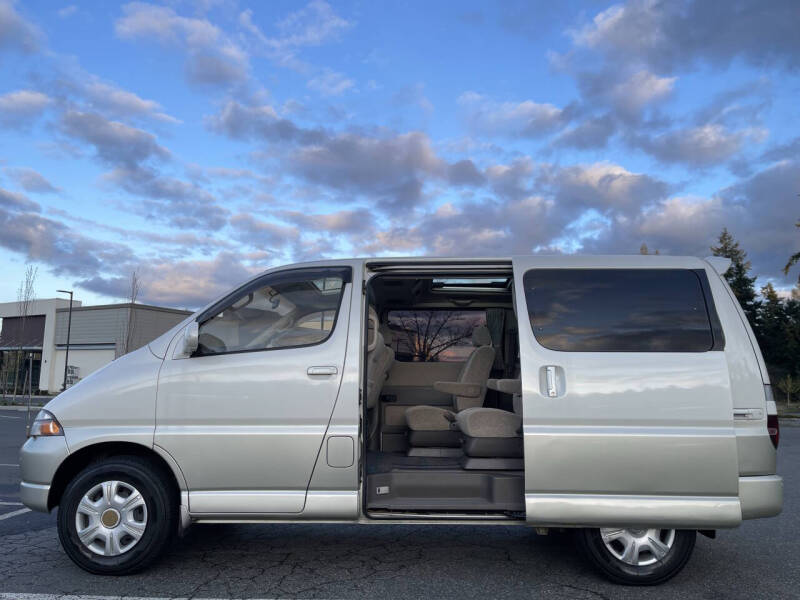 1997 Toyota Granvia