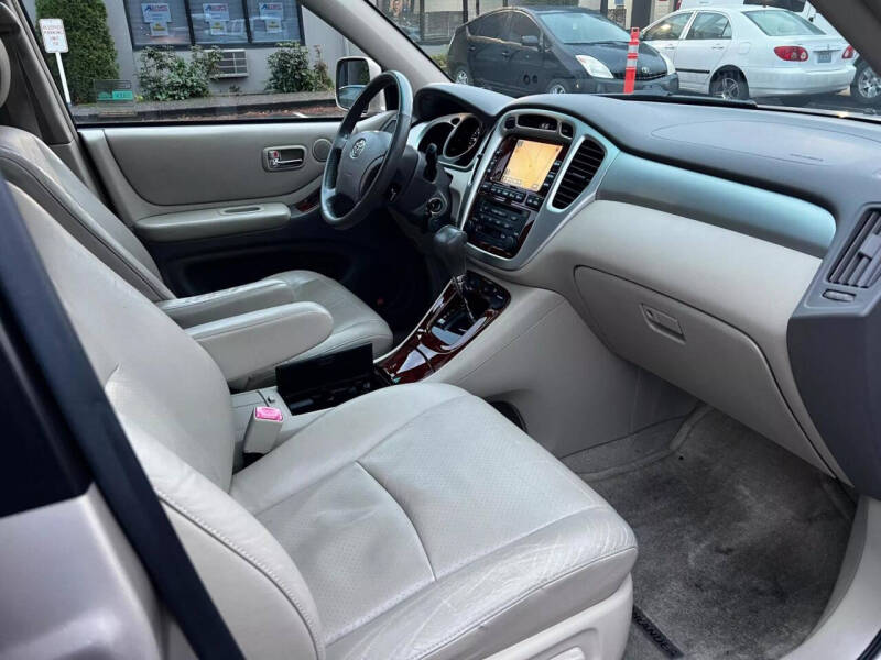 2006 Toyota Highlander Hybrid photo 19