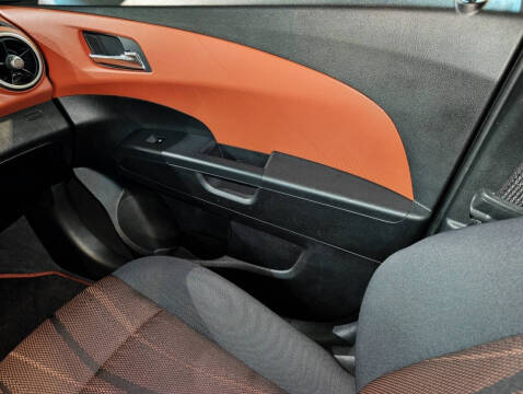 2015 Chevrolet Sonic LT Auto
