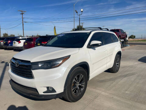 2016 Toyota Highlander for sale at A AND A AUTO SALES in Gadsden AZ
