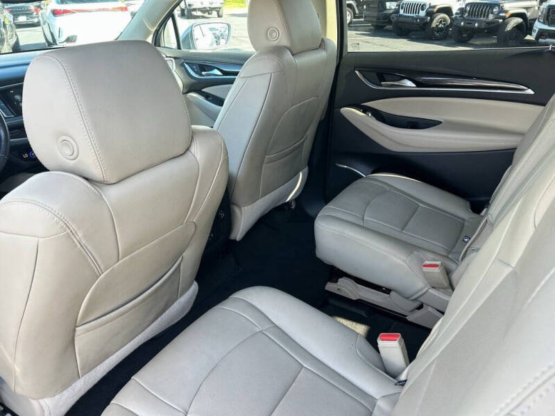 2019 Buick Enclave Essence