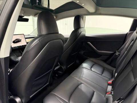2023 Tesla Model 3 Performance