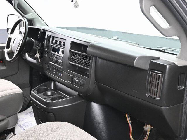 2017 Chevrolet Express LT 3500