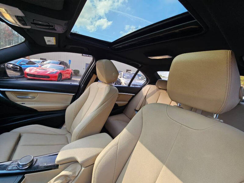 2018 BMW 3 Series 330i xDrive