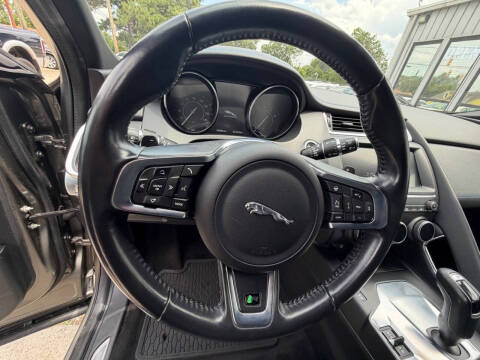 2020 Jaguar E-PACE P300 R-Dynamic S