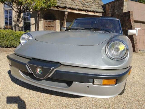 1986 Alfa Romeo Spider Veloce