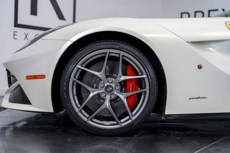 2015 Ferrari F12berlinetta