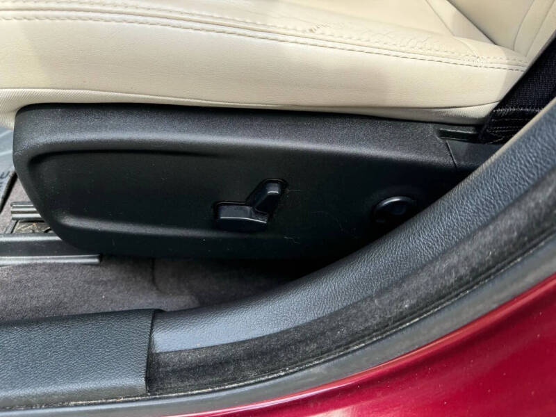 2017 Chrysler 300 Limited