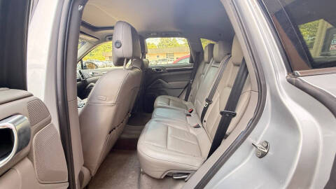 2011 Porsche Cayenne S Hybrid