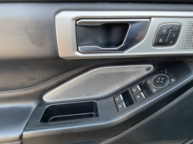 2020 Ford Explorer Platinum