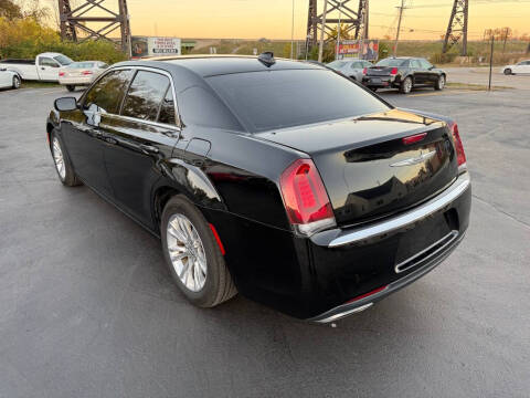 2020 Chrysler 300 Touring