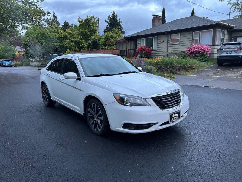 2012 Chrysler 200 S