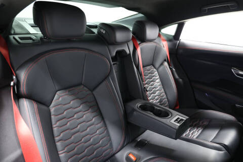 2022 Audi RS e-tron GT quattro