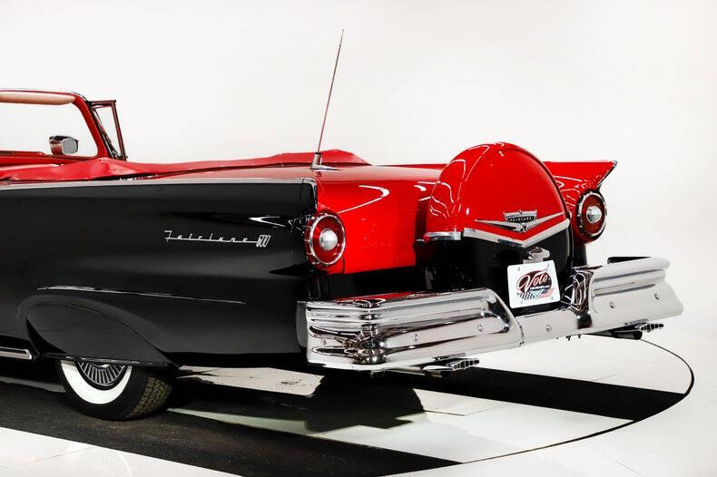 1957 Ford Fairlane